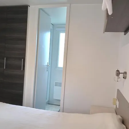 مكان تخييم Mh 468 Luminosa 3ch Dont 1 Parentale Et 2sdb Proche Des Activites Dans 4 Etoiles سان جوليان-أون-بورن